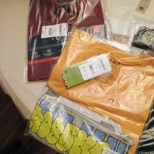 Bundle Large Shirts Graphic Orange Men's Tee All 5 Together.